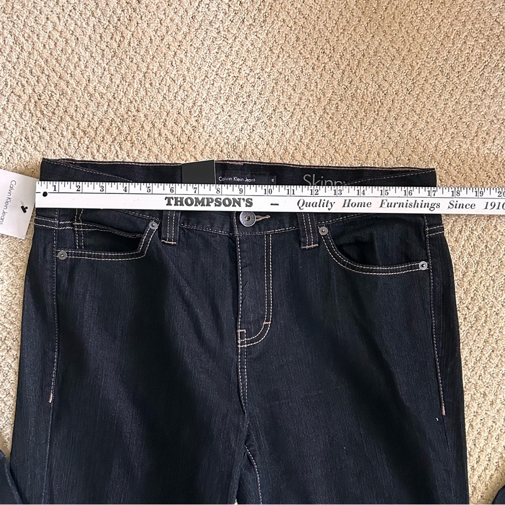 NWT Calvin Klein Black Skinny Jeans Women’s 12x33 - Picture 3 of 6
